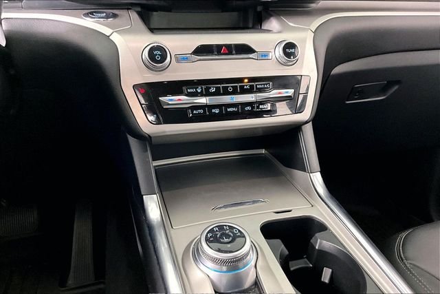 Used 2022 Gray Ford XLT image 8