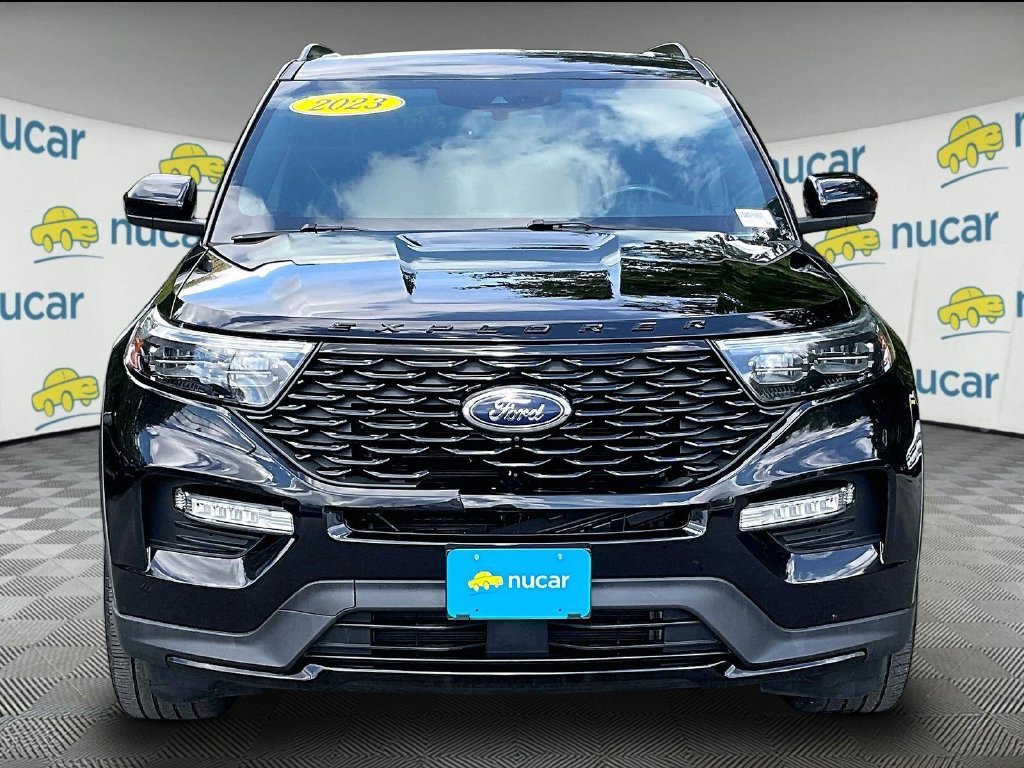 Used 2023 Black Ford XL image 2