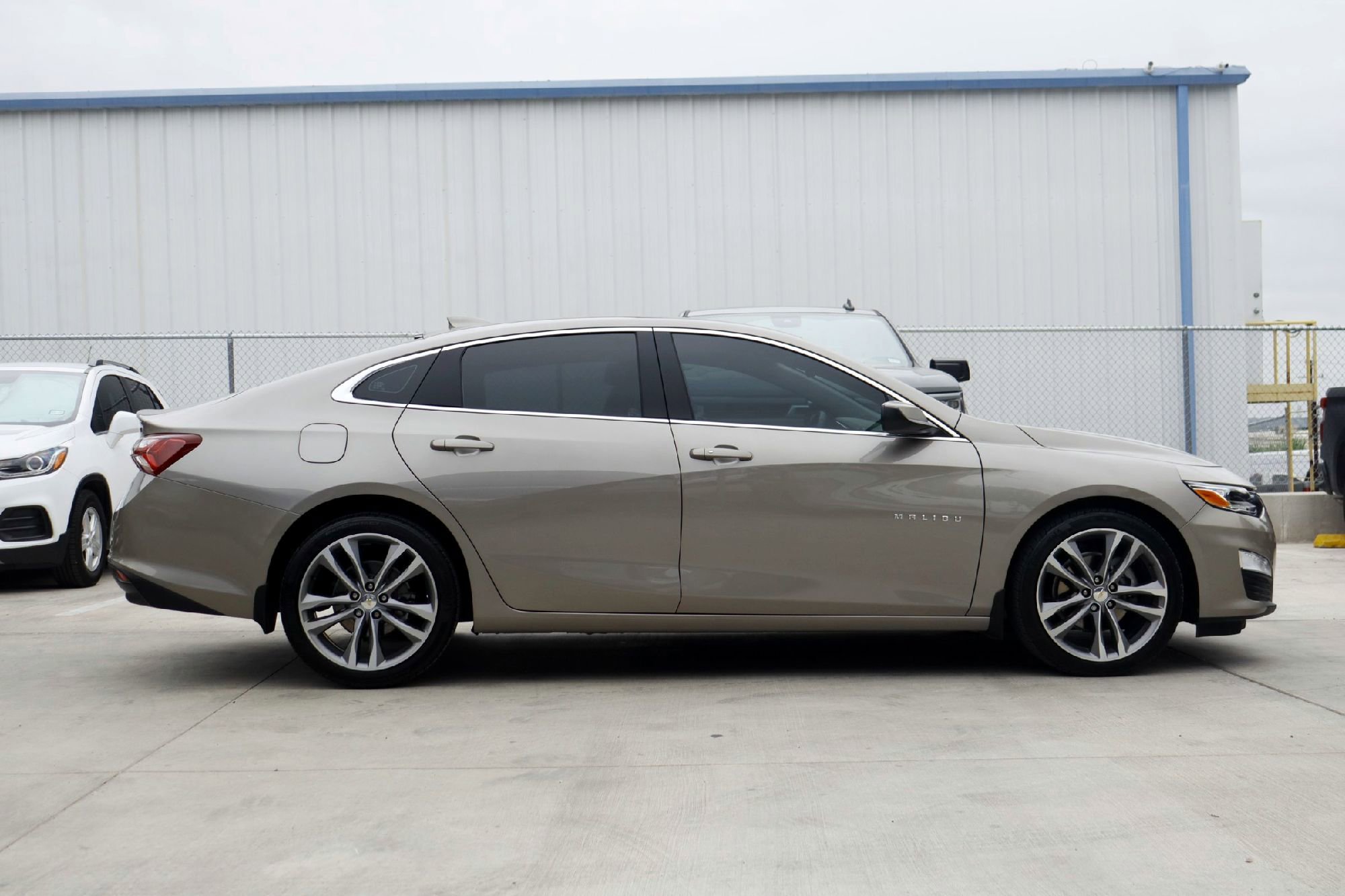 Certified Used 2023 Mineral Gray Metallic Chevrolet LT image 4