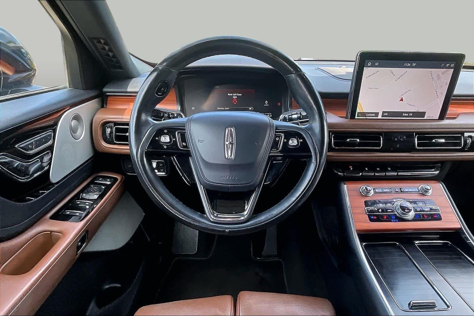 Used 2020 Infinite Black Lincoln Reserve image 6
