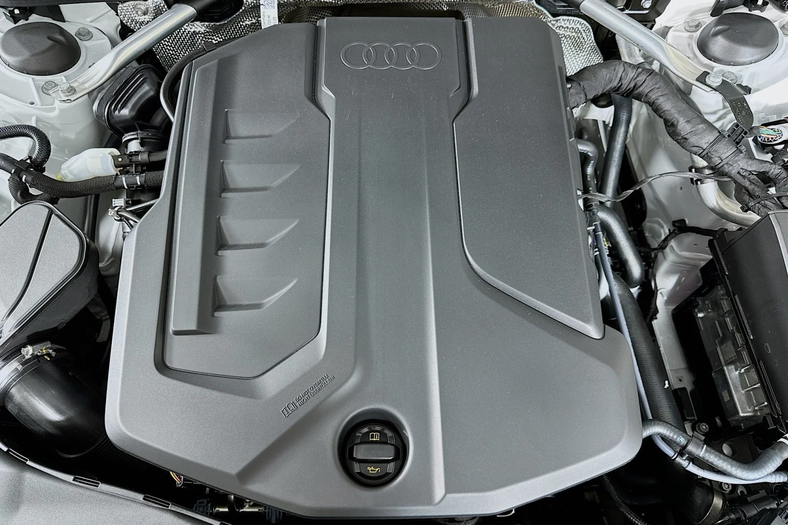 New 2026 Glacier White Metallic Audi Premium Plus image 12