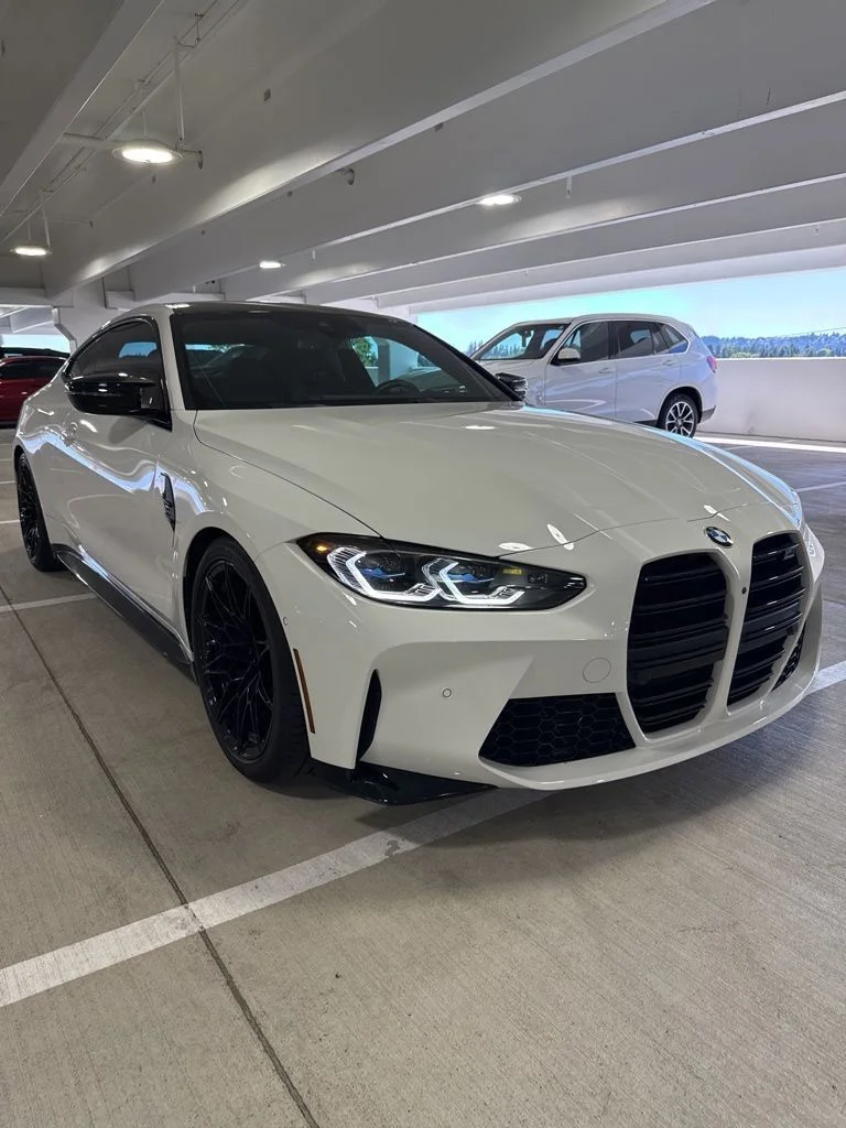 Used 2024 Alpine White BMW Competition image 3