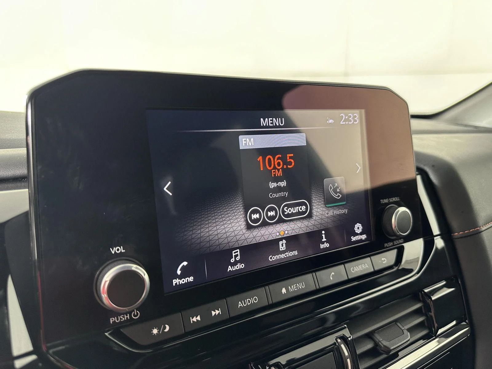 Used 2025 Glacier White Nissan Rock Creek image 7