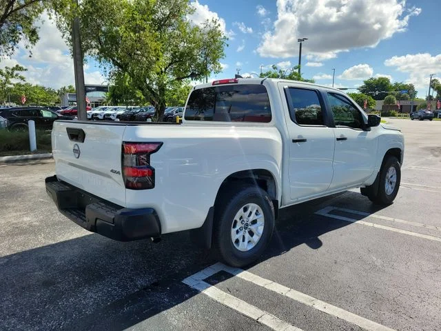New 2026 Glacier White Nissan Crew Cab S image 4