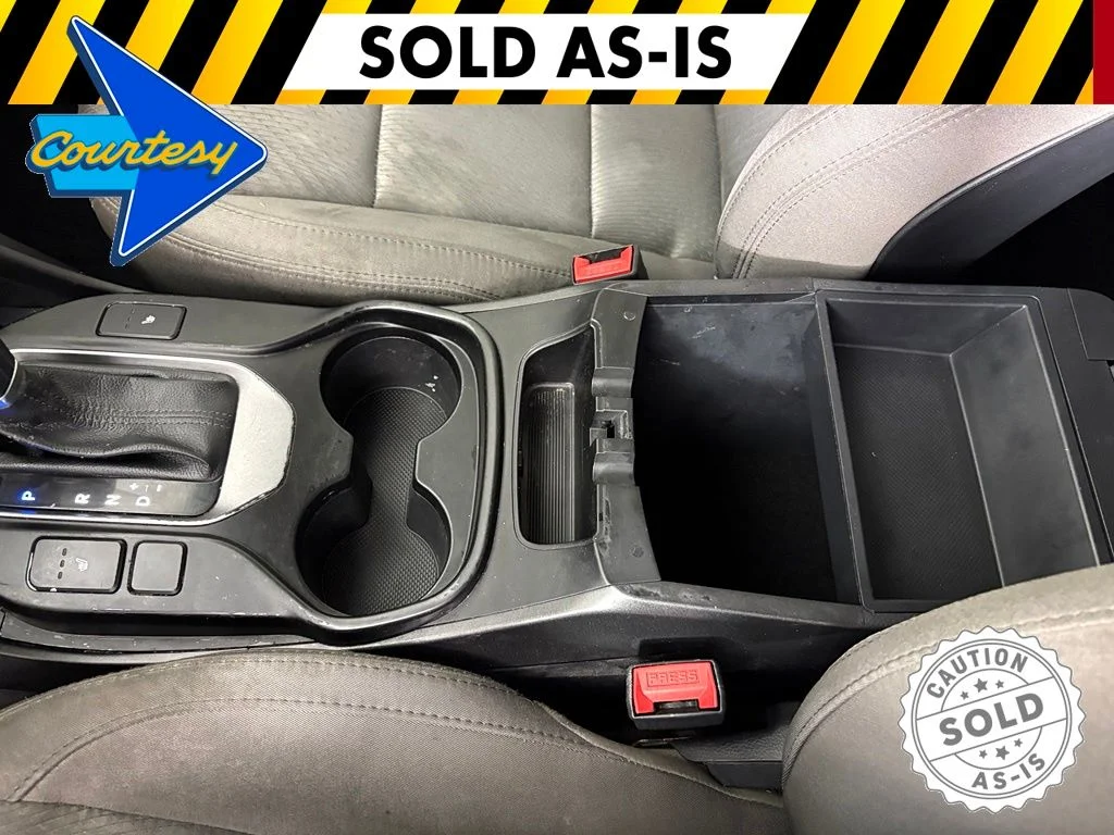 Used 2013 White Hyundai Base image 26