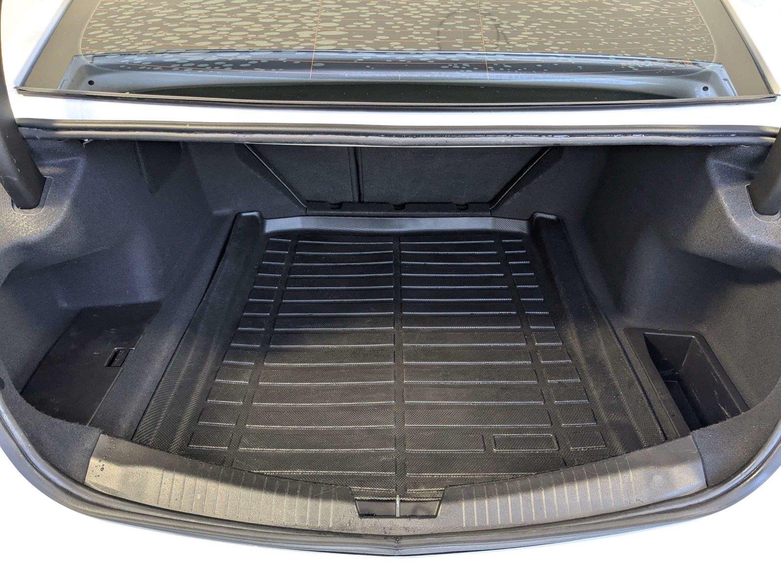 Used 2022 Summit White Cadillac Sport image 9