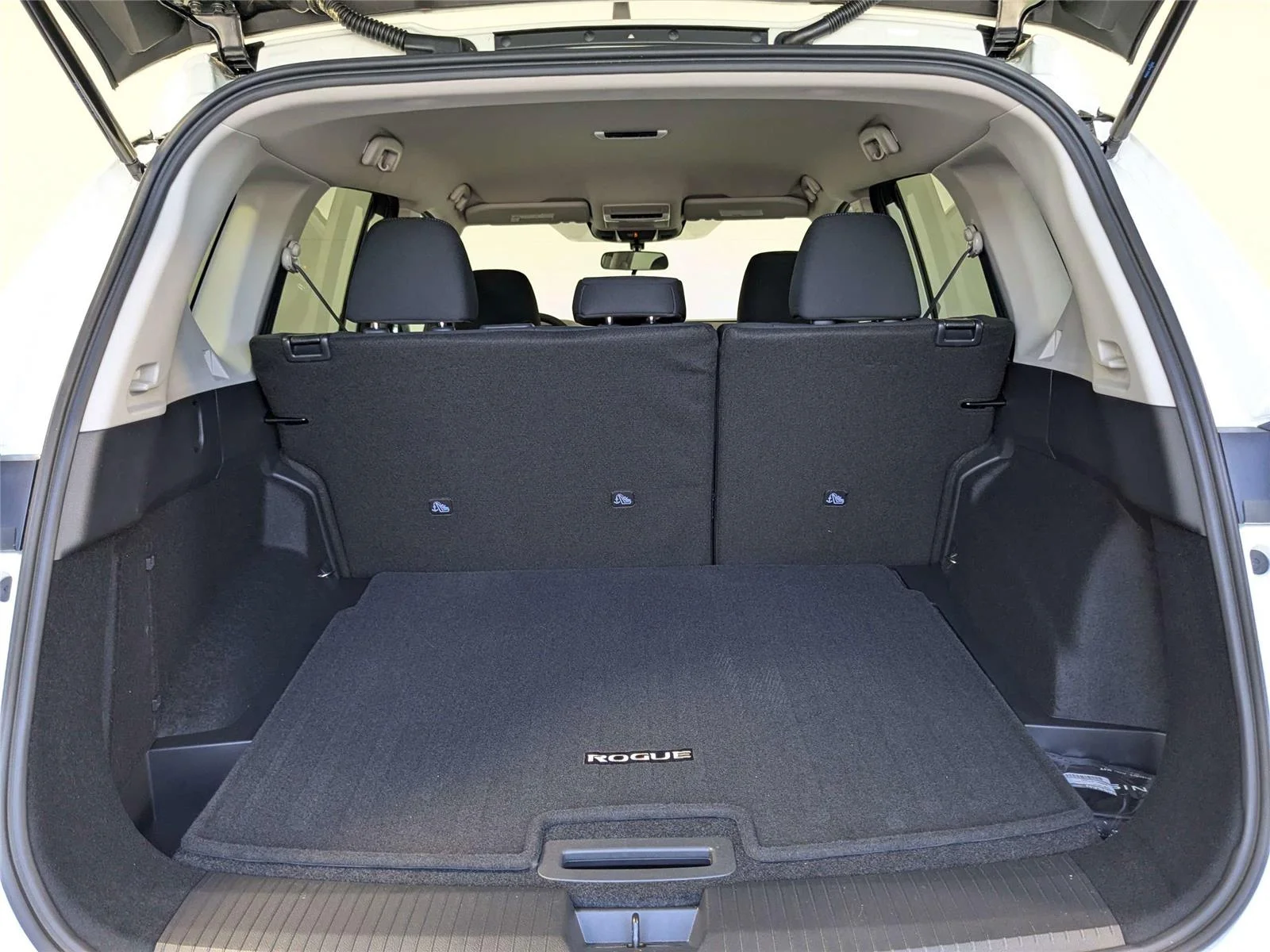 2026 Nissan Rogue S - Photo 9
