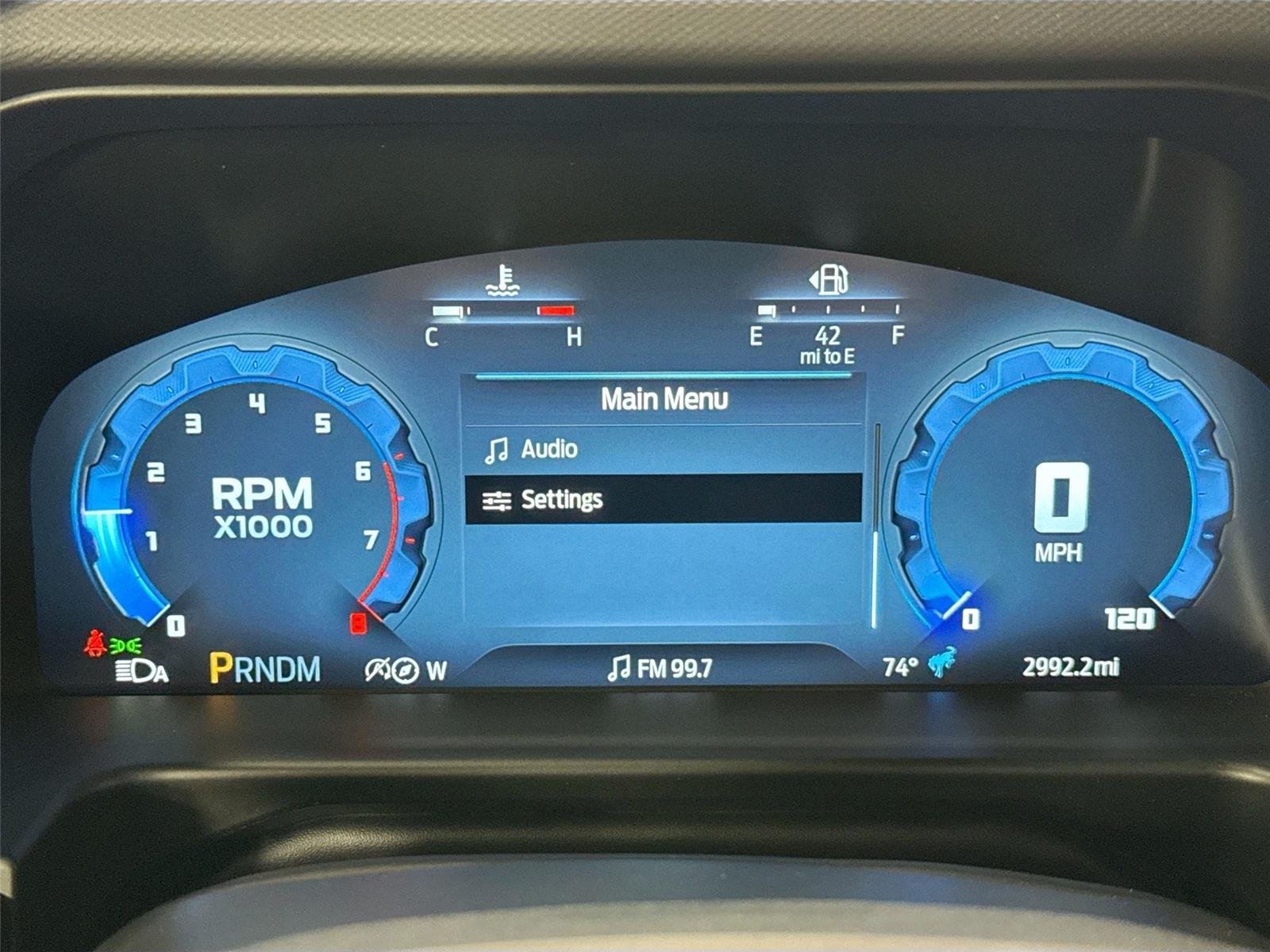 Used 2025 Oxford White Ford Base image 17