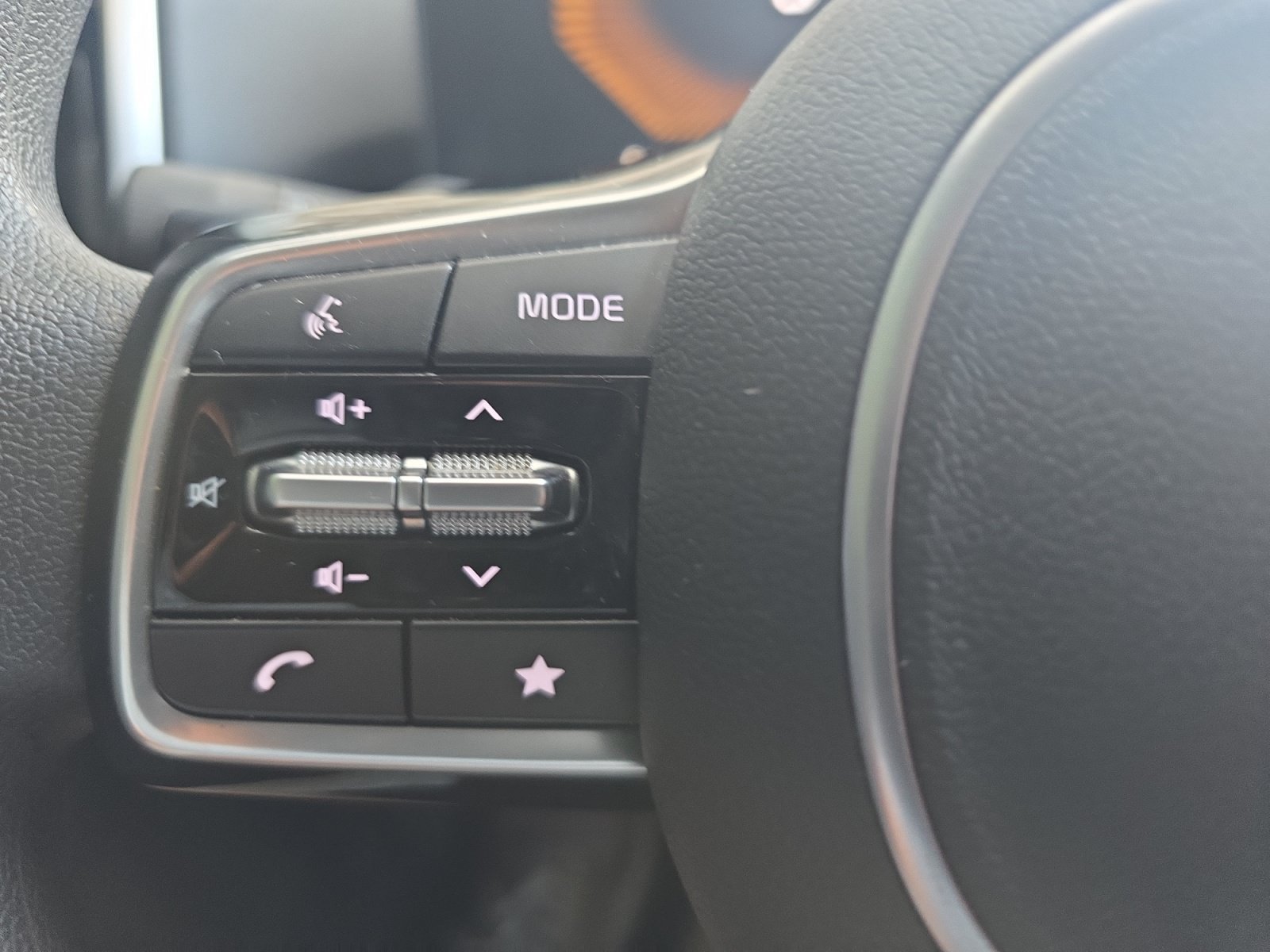 Certified Used 2025 Ebony Black Kia LX image 23