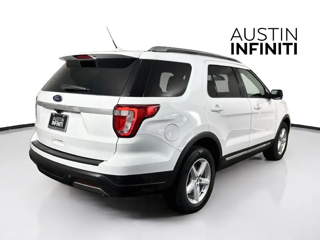 Used 2019 White Ford XLT image 7