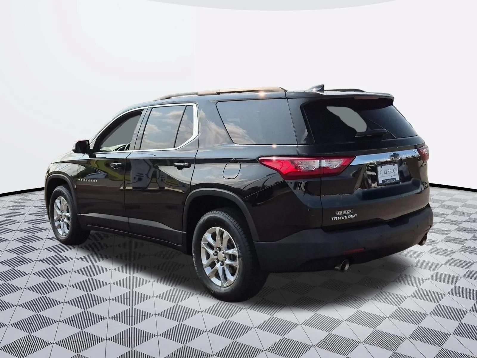 Used 2021 Mosaic Black Metallic Chevrolet LT Cloth image 5