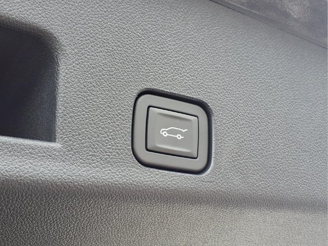 New 2027 Mosaic Black Metallic Chevrolet Z71 image 20