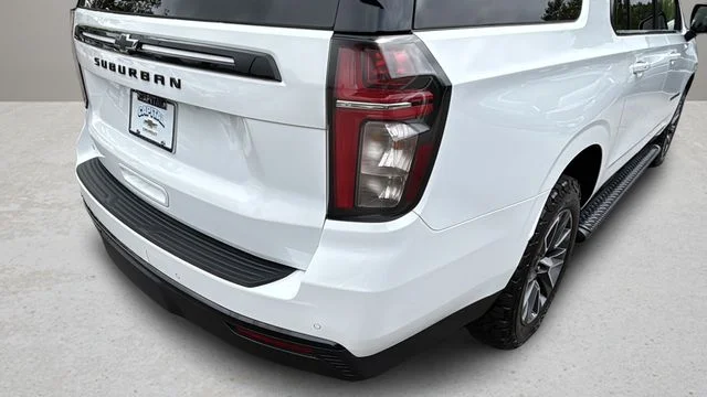 Used 2024 White Chevrolet Z71 image 38