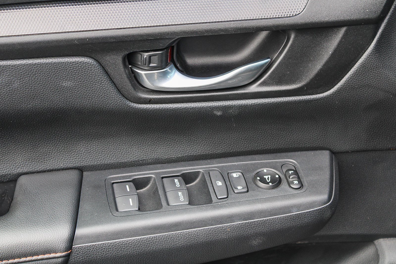 2025 Honda CR-V Sport - Photo 49