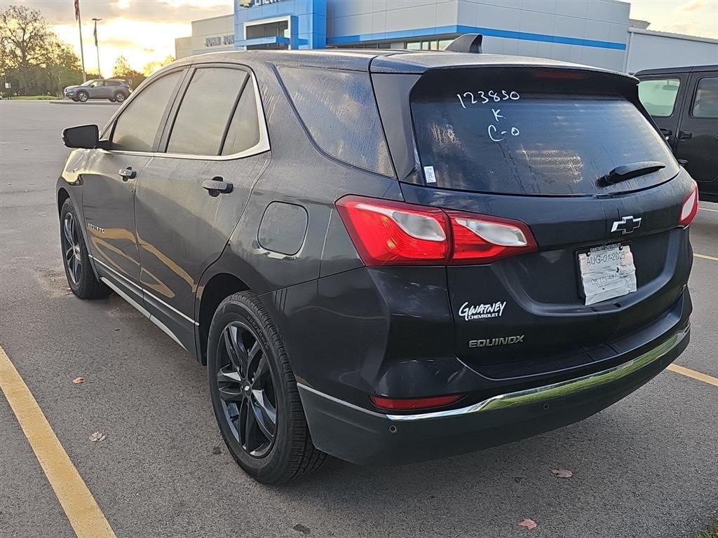 2021 Chevrolet Equinox LT photo 4