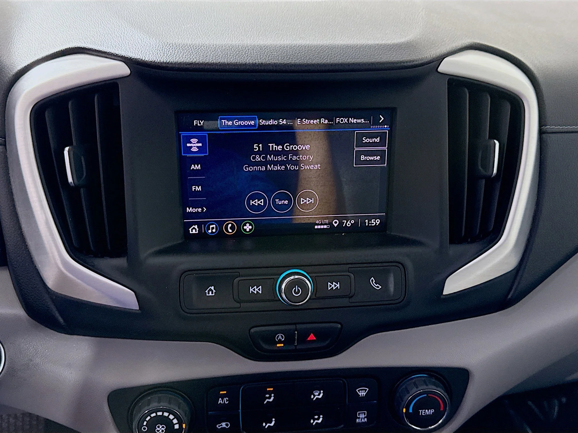 Used 2022 Summit White GMC SLE image 14