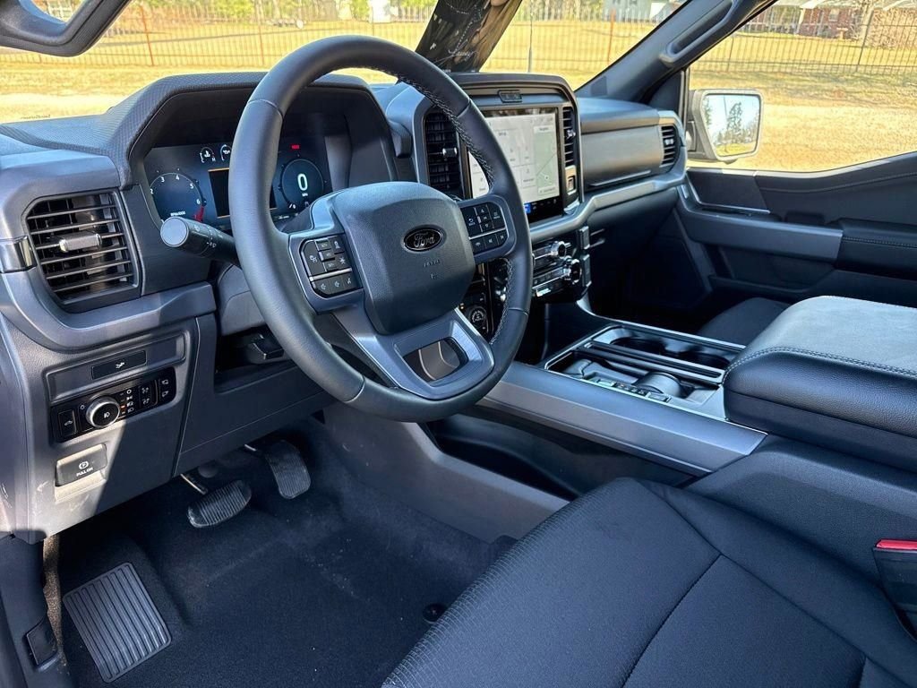 New 2026 White Ford XLT image 17
