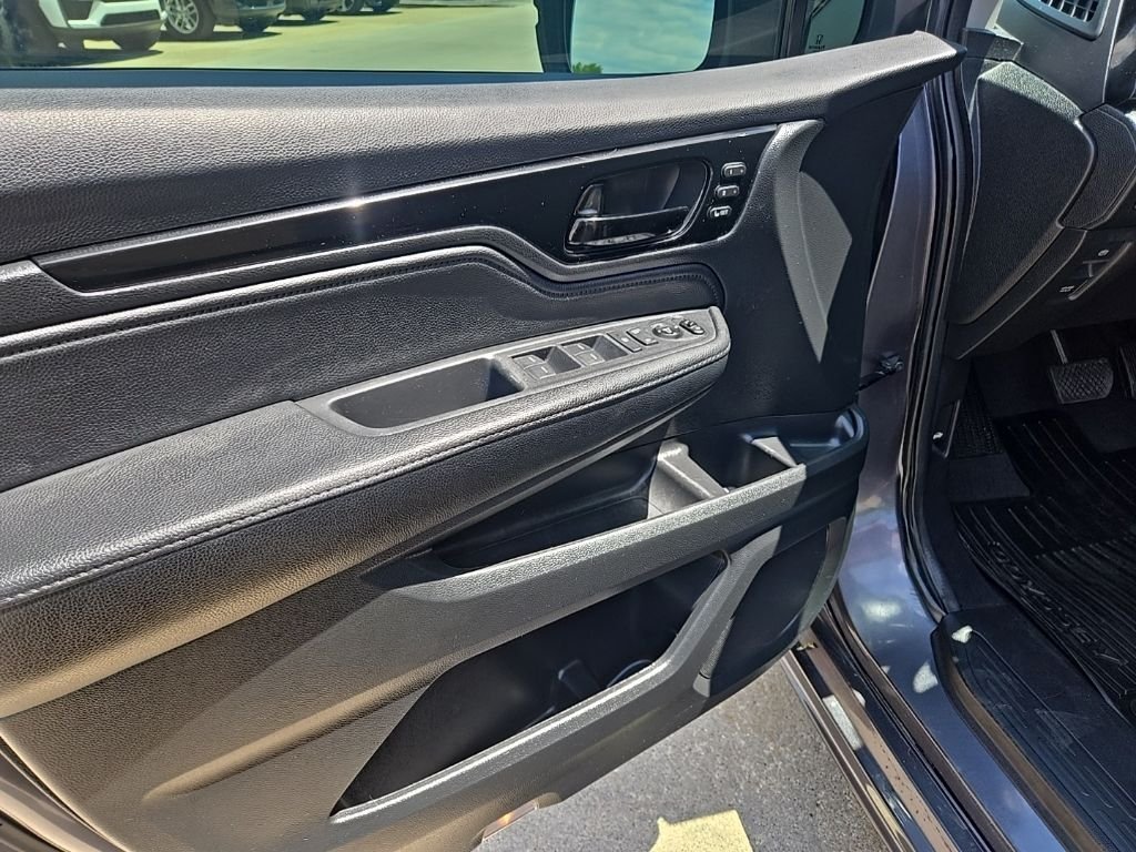Used 2021  Honda Touring image 29
