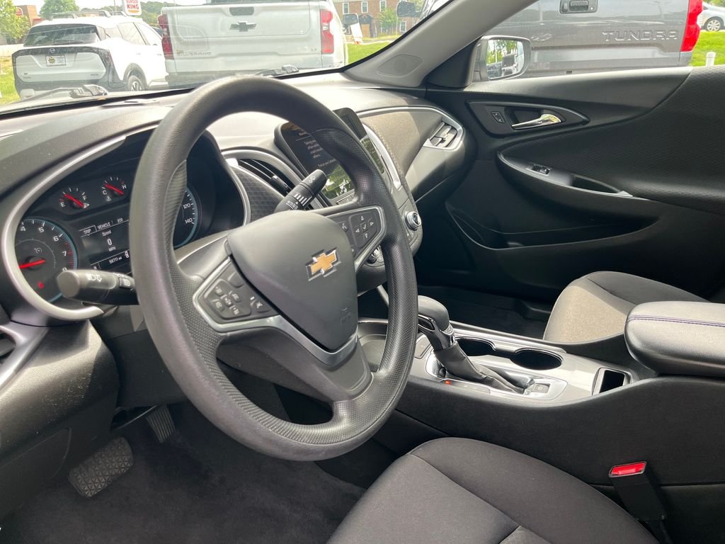 2023 Chevrolet Malibu 1LT - Photo 19