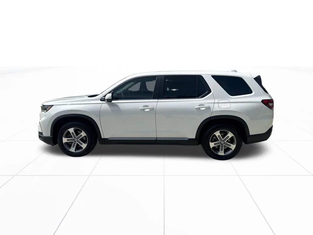 Certified Used 2025 Platinum White Pearl Honda AWD EX-L image 5