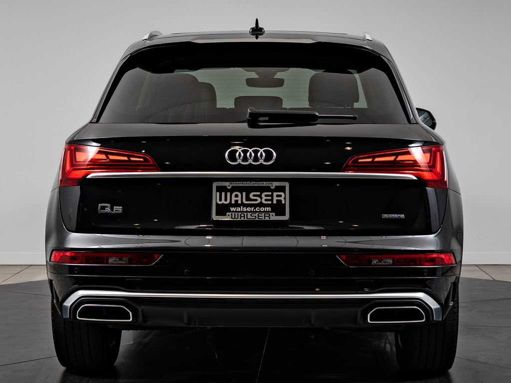 Used 2023 Mythos Black Metallic Audi 45 S line Premium image 7