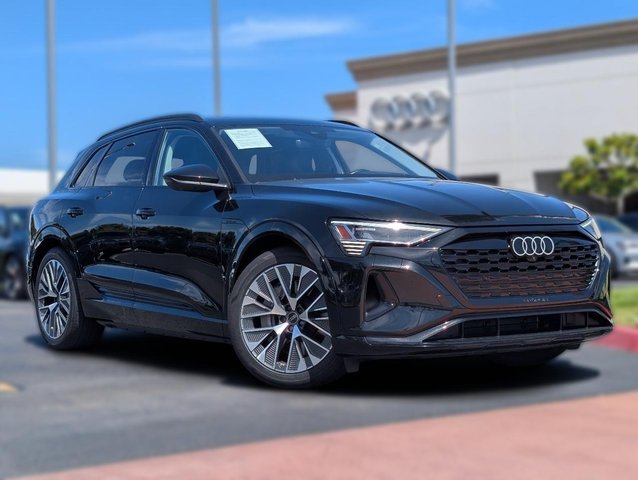 2024 Audi Q8 e-tron Prestige quattro