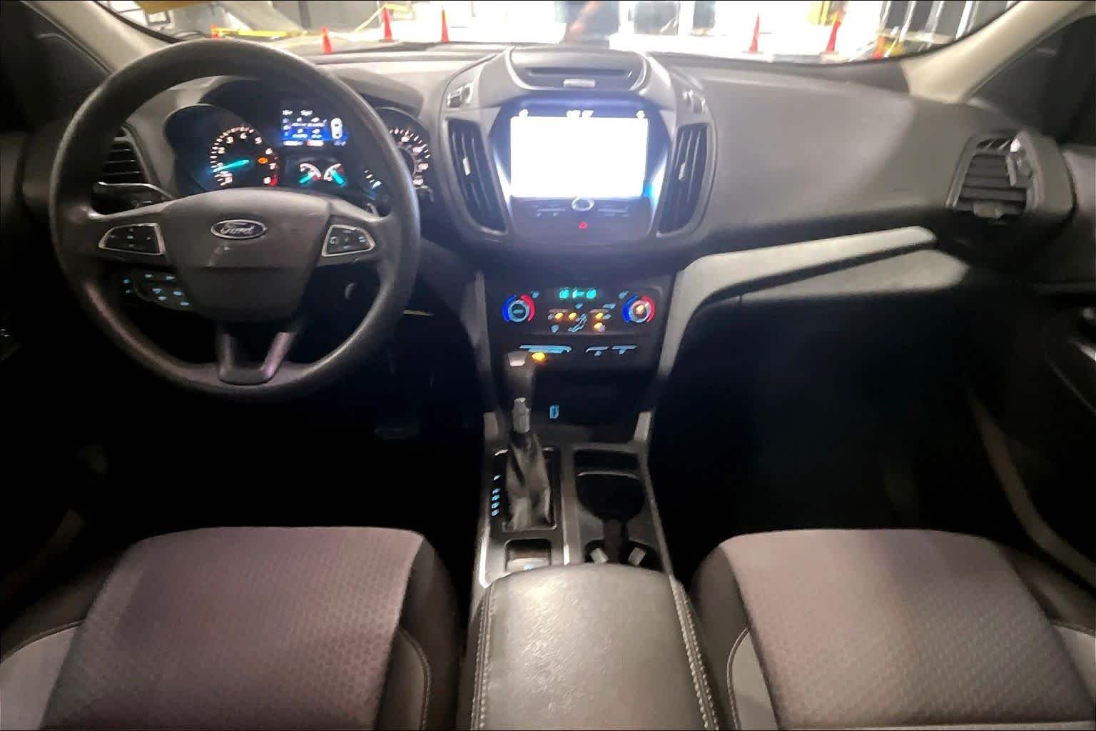 Used 2017 Ingot Silver Metallic Ford SE image 15
