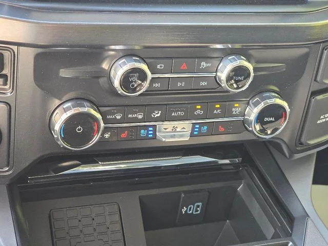 2026 Ford F-350 Super Duty XL - Photo 17
