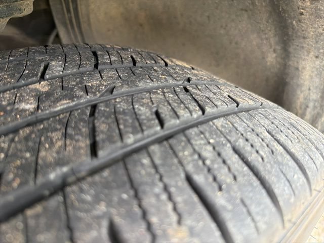 Used 2024  Volkswagen 2.0T SE image 4