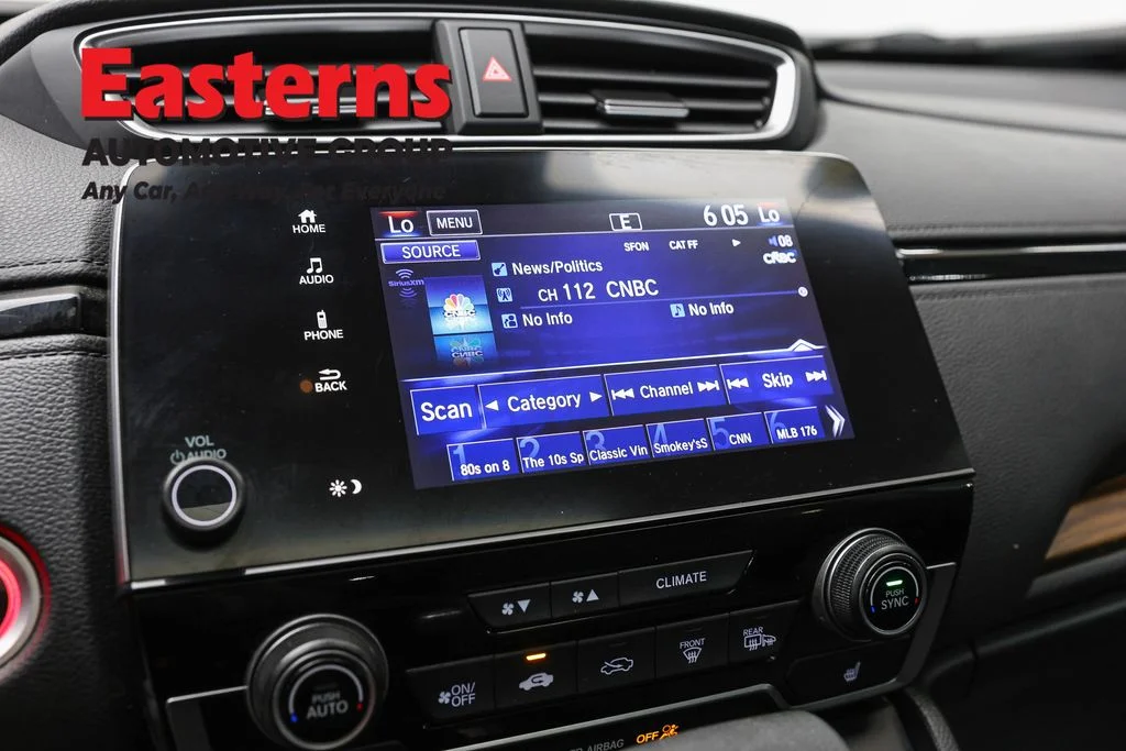 Used 2022 White Honda EX image 18