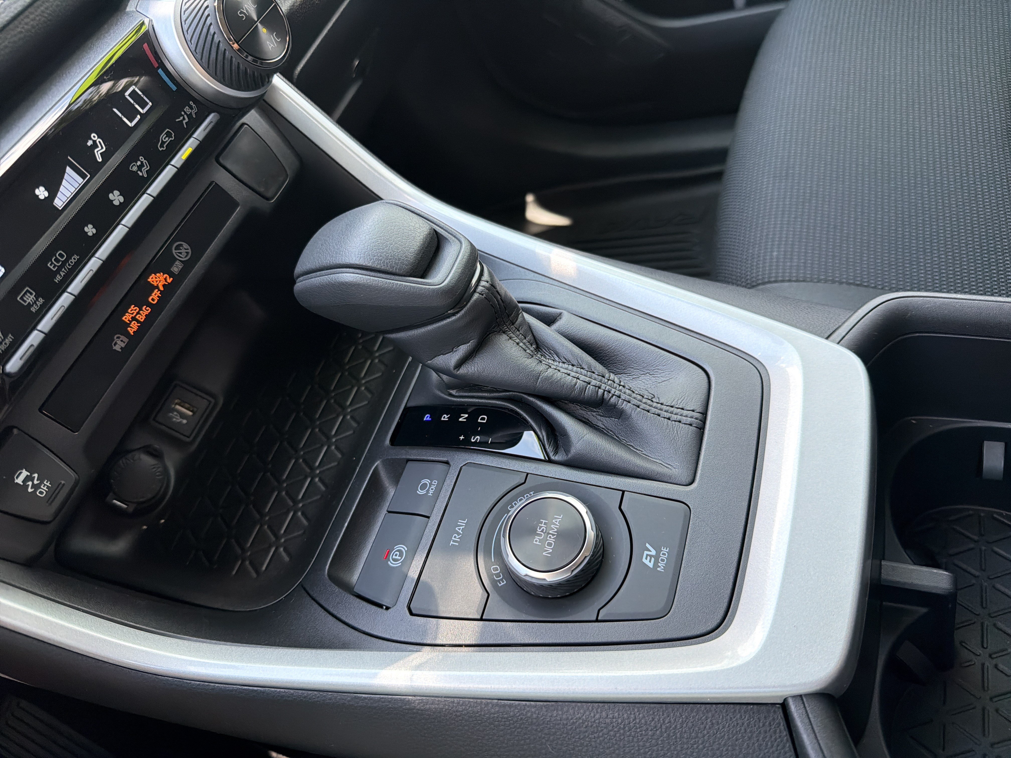 Certified Used 2023 Wind Chill Pearl Toyota LE image 9