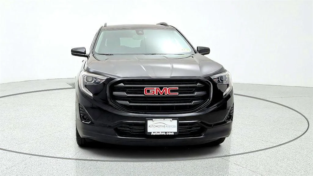Used 2021 Ebony Twilight Metallic GMC FWD 4dr SLT Elevation Edition w/ Preferred Pkg image 2