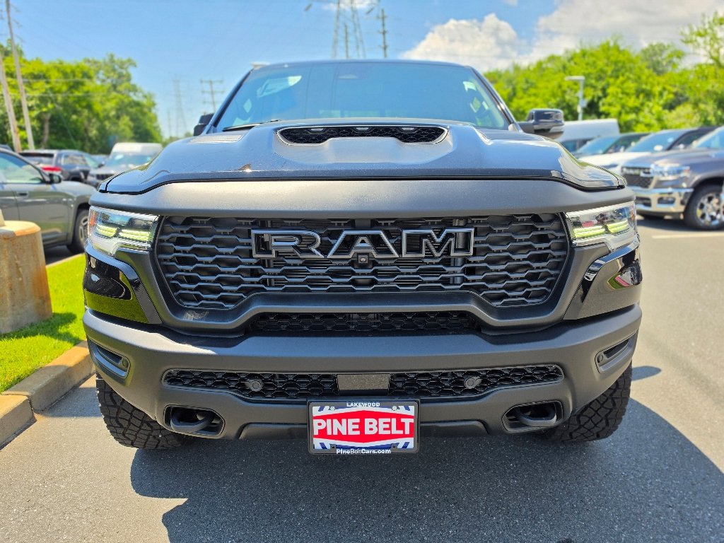 New 2026 Diamond Black Crystal Pearl-Coat Exterior Paint RAM RHO image 7