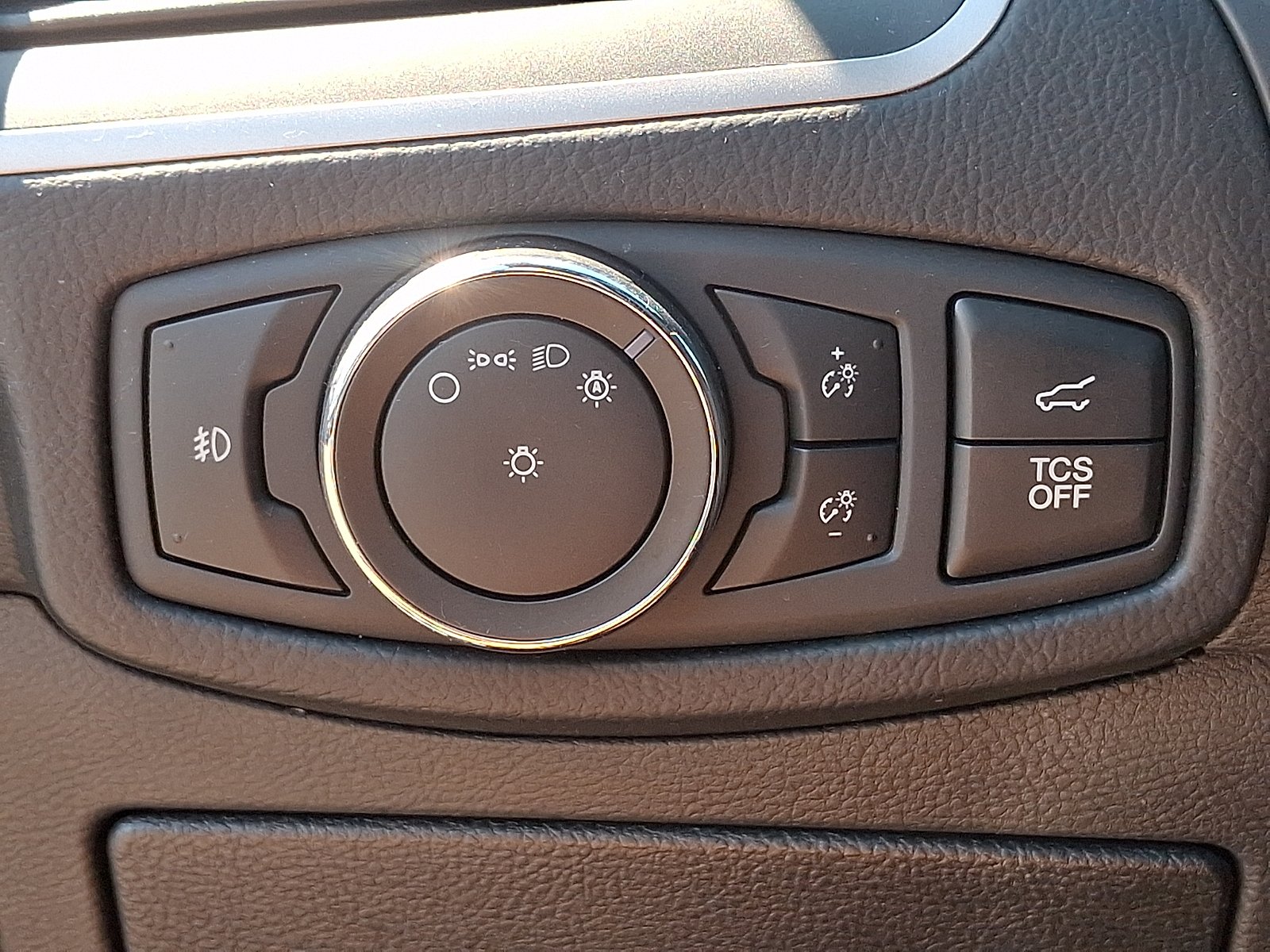 Used 2020 Agate Black - UM Ford ST Line image 25