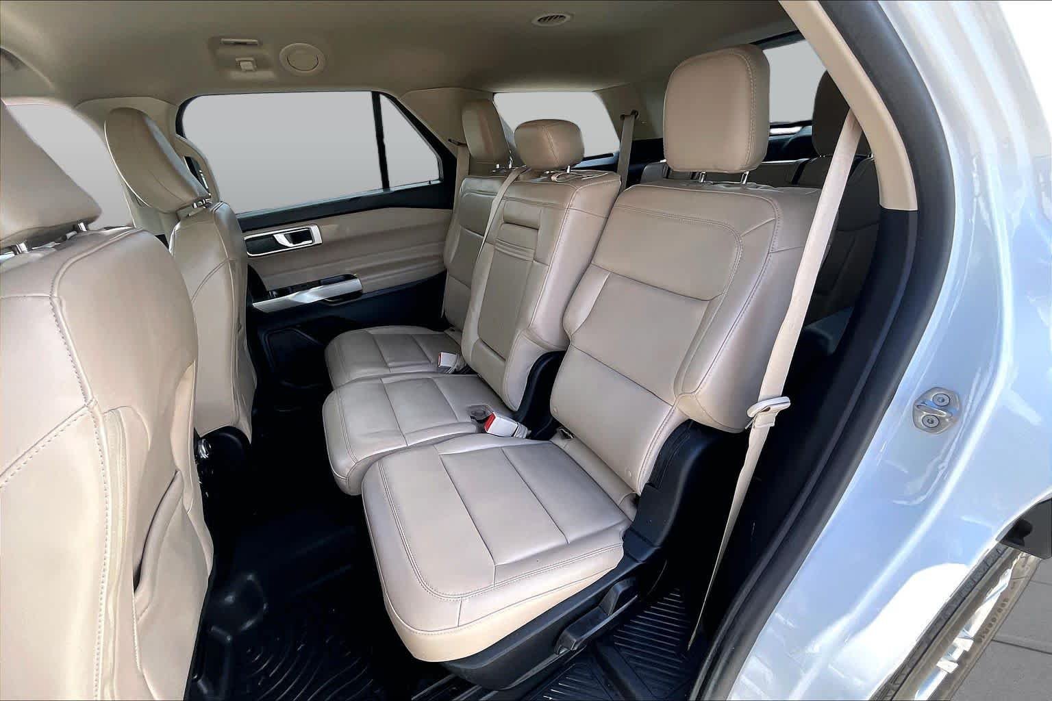 Used 2022 Oxford White Ford XLT image 33