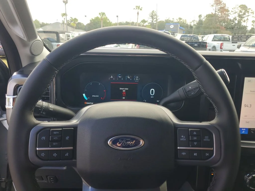 2026 Ford F-350 Super Duty Lariat - Photo 14