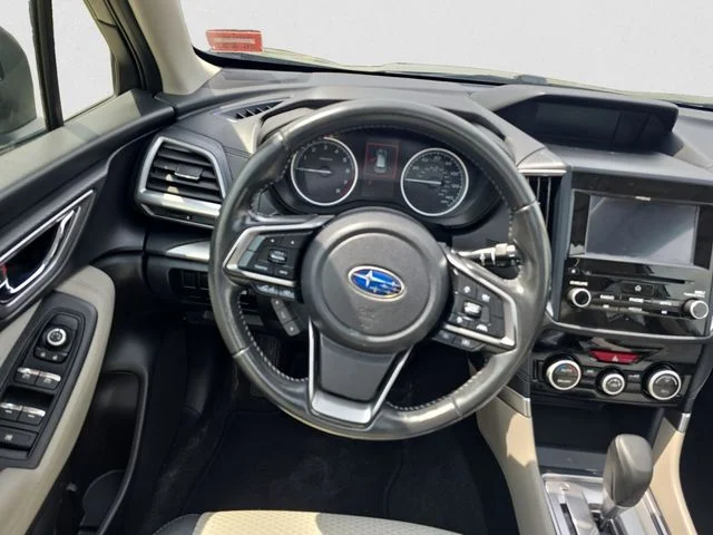 Used 2019 Green Subaru Premium image 12