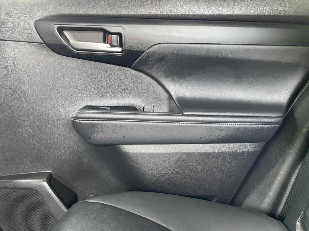 Used 2025  Toyota XSE image 16
