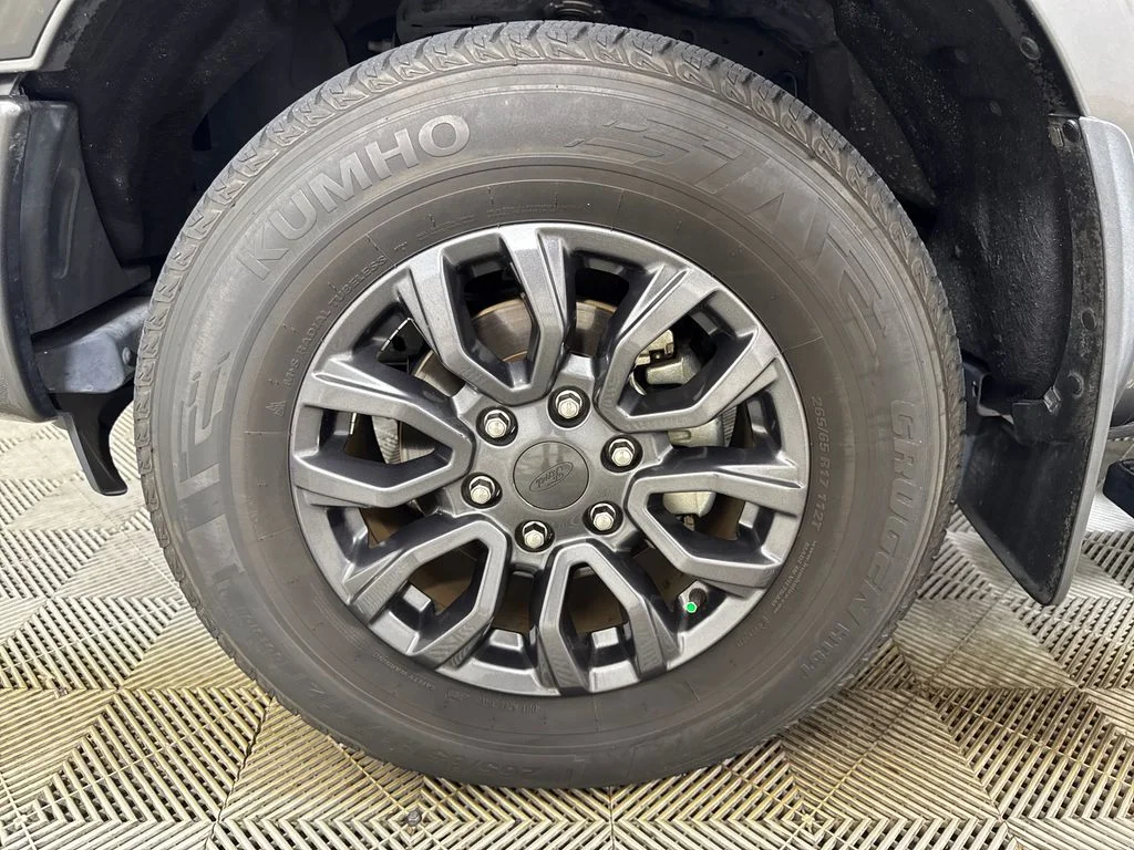 Certified Used 2020 Gray Ford Lariat image 13