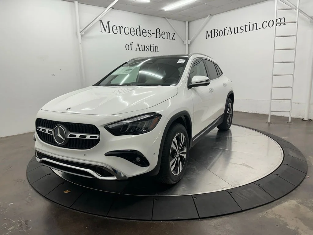 New 2026 White Mercedes-Benz GLA 250 image 3