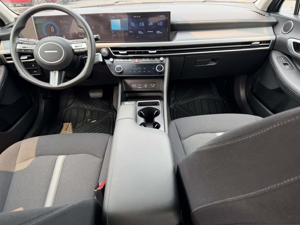 Used 2025 Gray Hyundai SEL image 2
