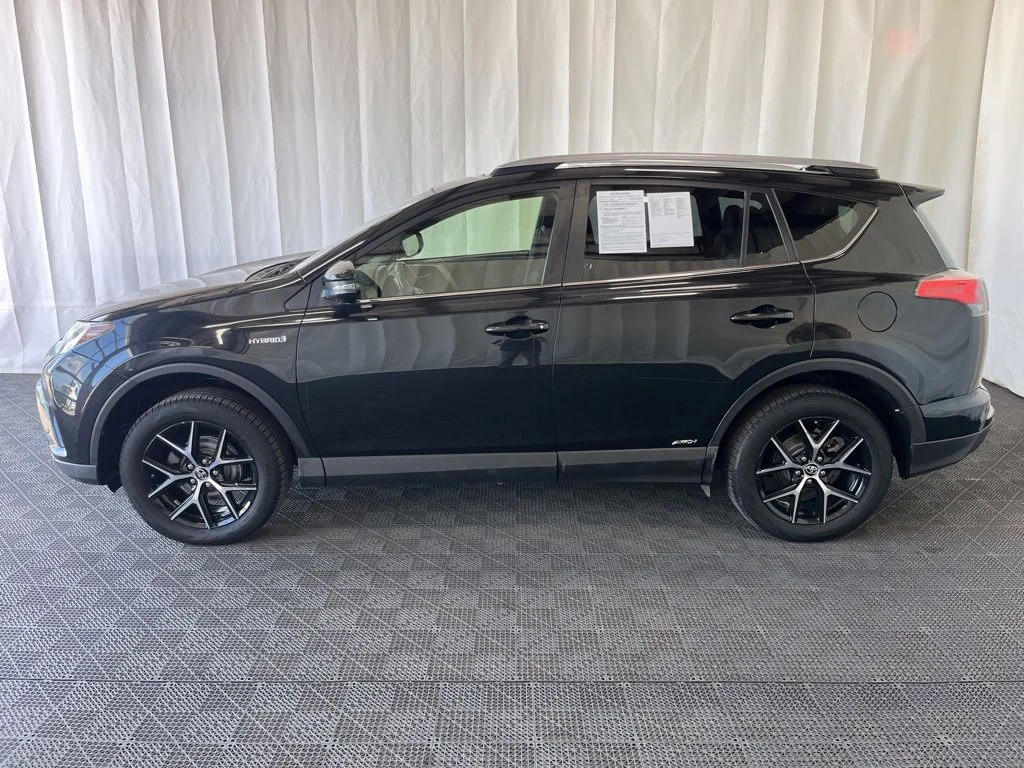 Used 2018 Black Toyota SE image 28