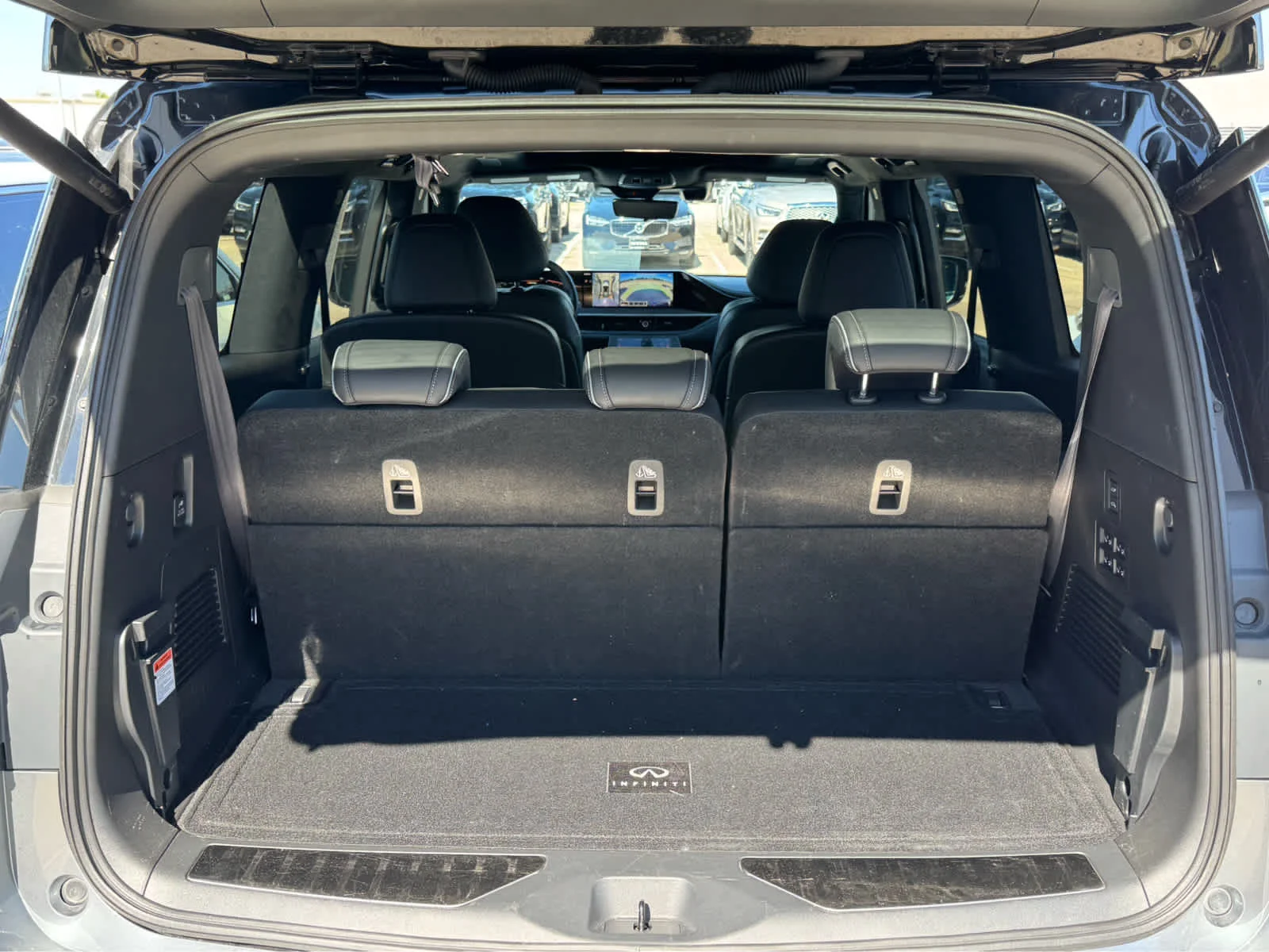 2025 INFINITI QX80 Autograph 4WD - Photo 27