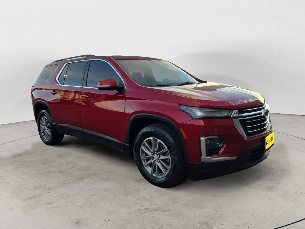 Used 2023 RADIANT RED TINTCOAT Chevrolet LT Cloth image 5