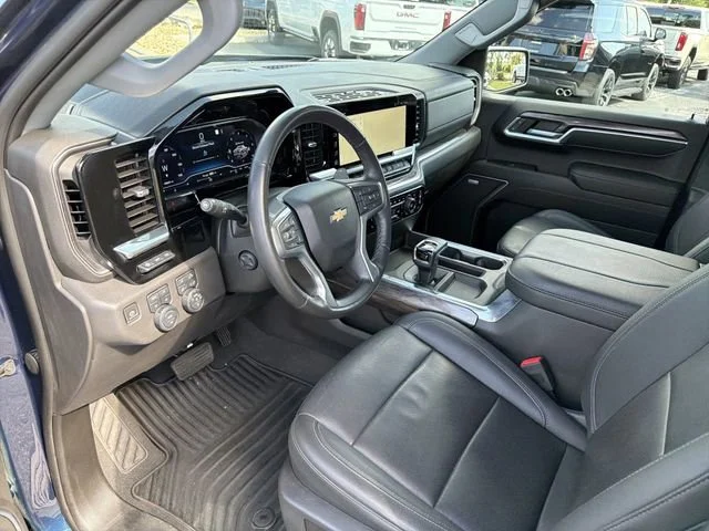 Used 2023 Northsky Blue Metallic Chevrolet LTZ image 17