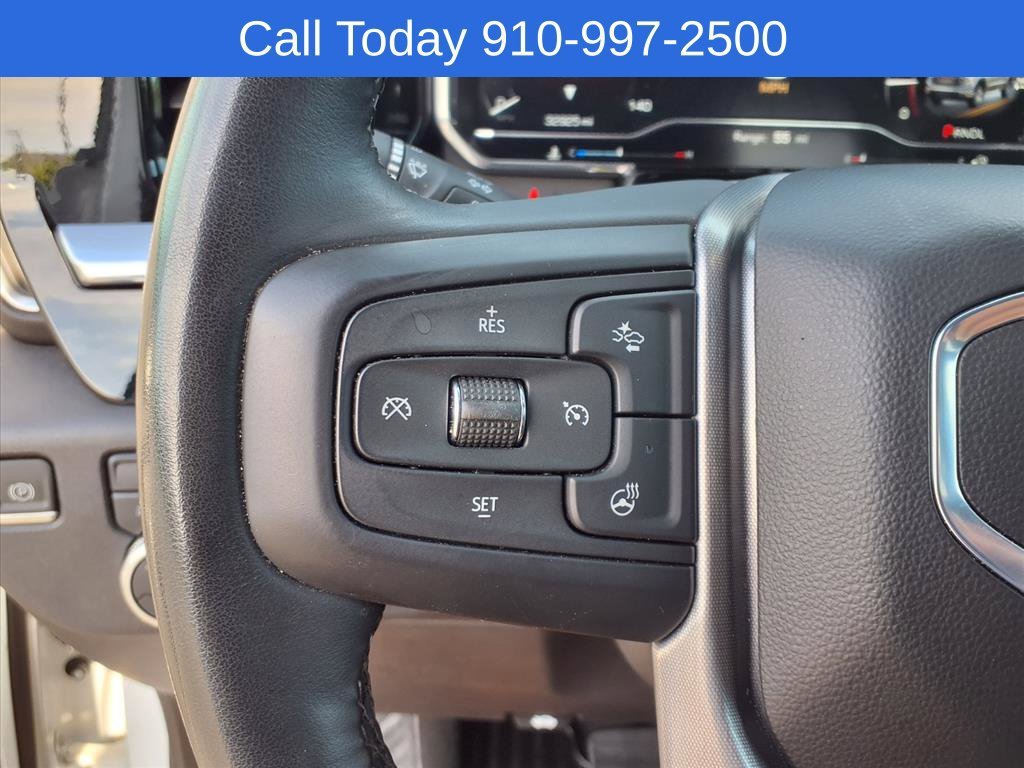 Used 2024 Summit White GMC Elevation image 19