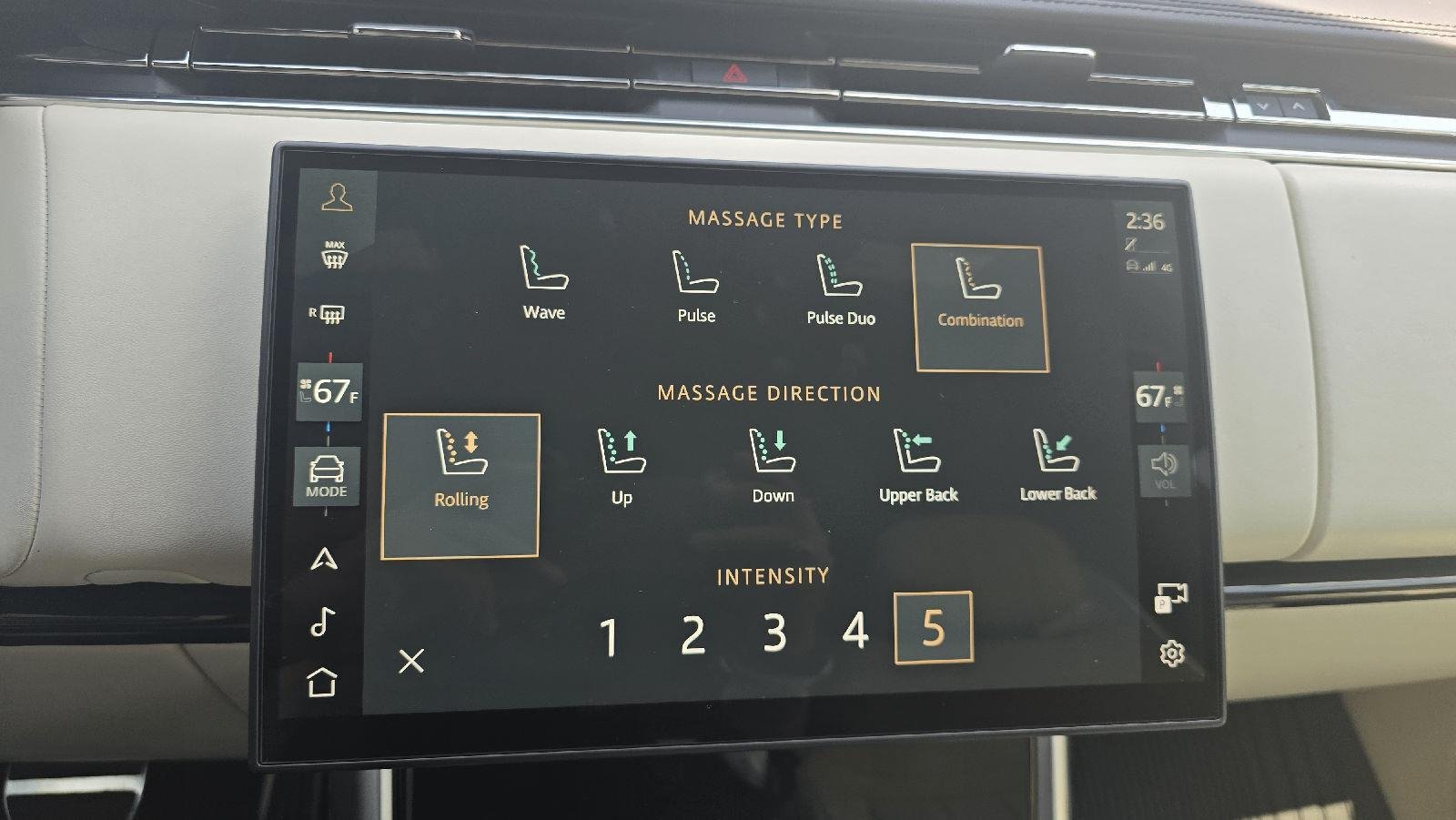 Used 2025 Santorini Black Metallic Land Rover SE image 16