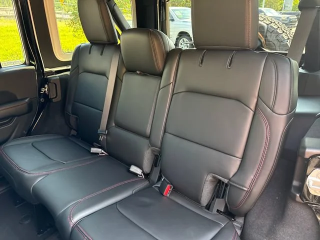 New 2026 Black Clearcoat Jeep Rubicon X image 18