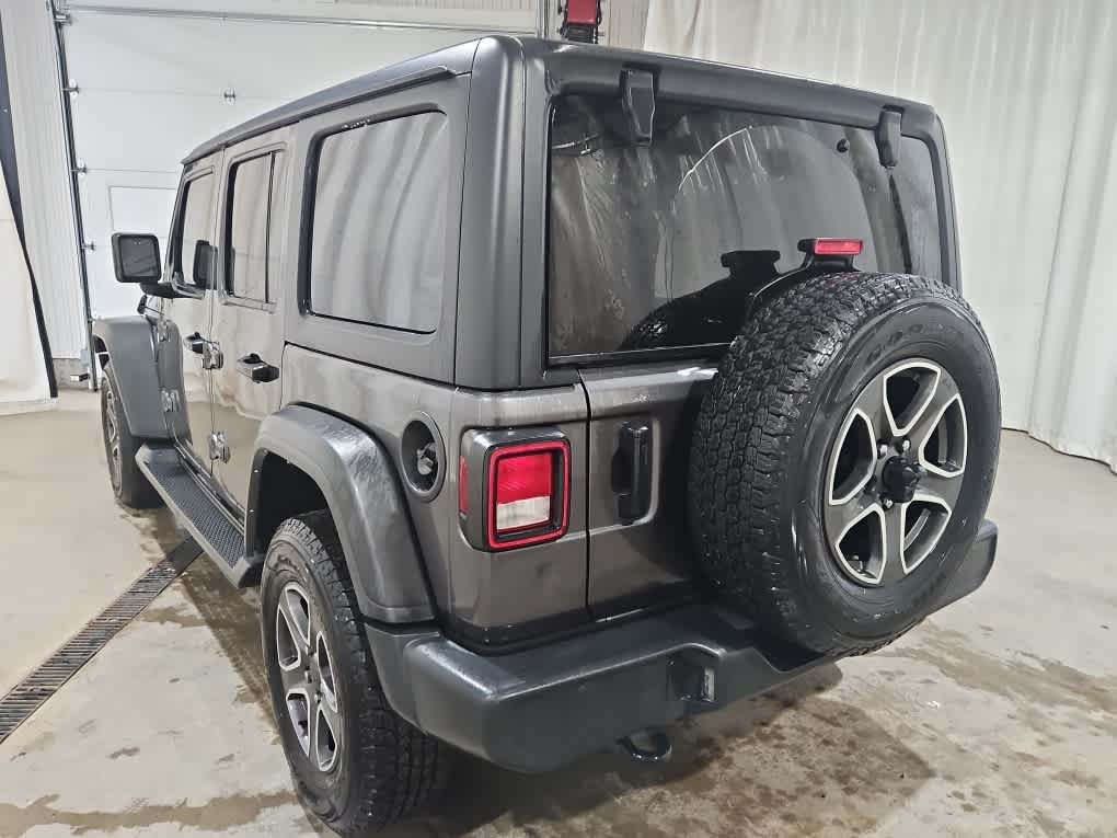 Used 2022 Granite Crystal Metallic Clearcoat Jeep Unlimited Sport S image 5
