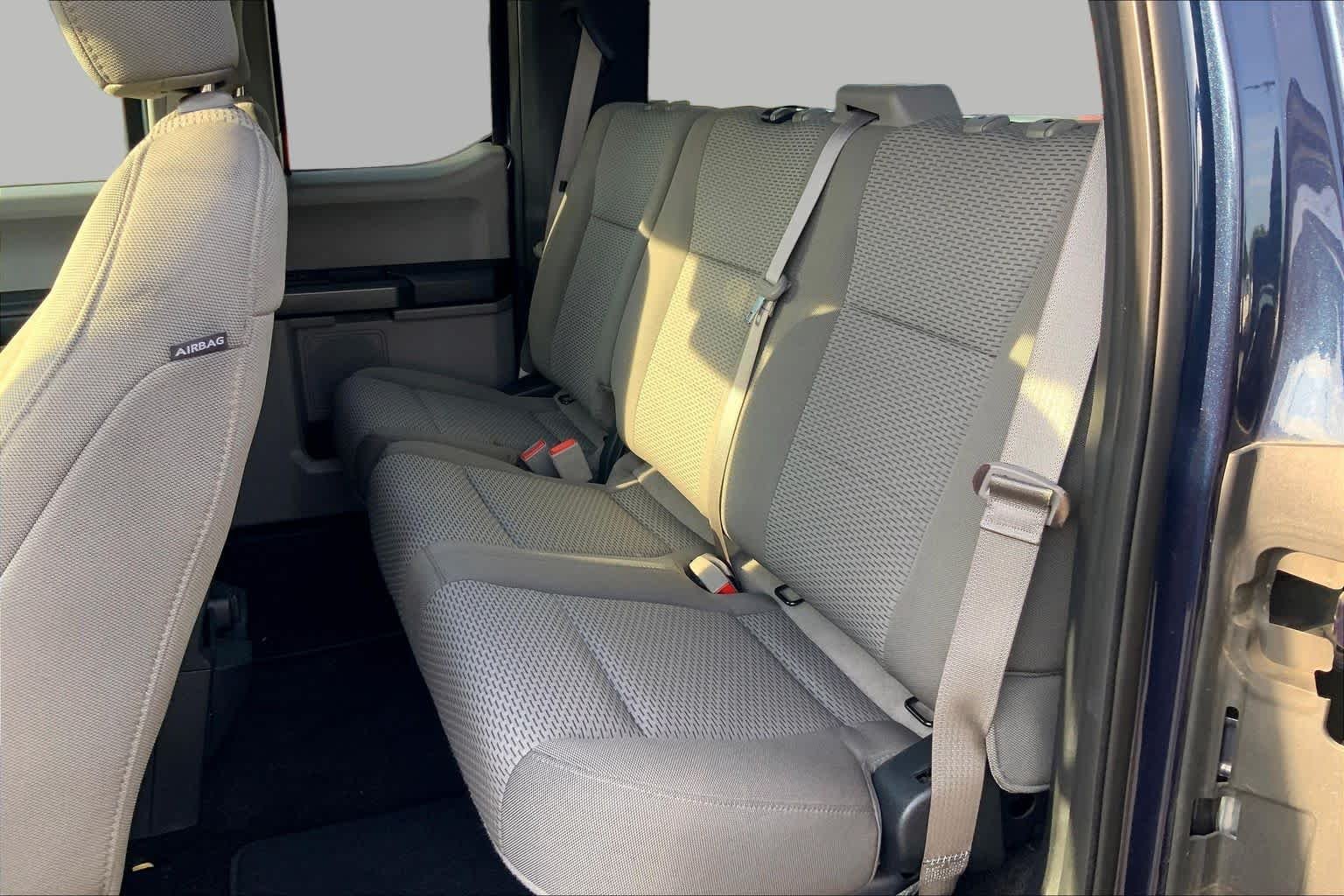 Used 2018 Blue Jeans Metallic Ford XLT image 18